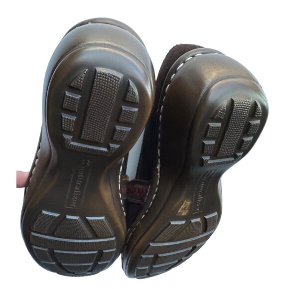 Naturalizer Suede Brown Loafers Suri Faux Fur Lining 2” Heel Size 8.5 - Picture 9 of 9